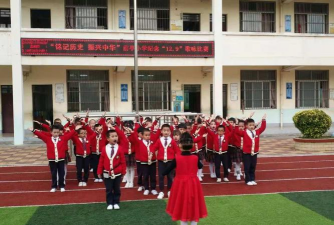 泉港区峰尾中心小学阅读区