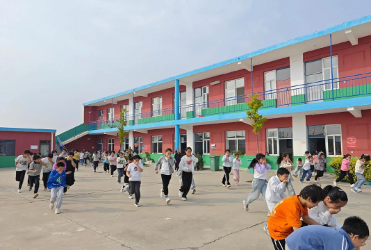 平舆县杨埠镇东杨楼民办小学