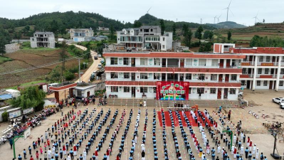 云南省罗平县阿岗中心学校阅读区