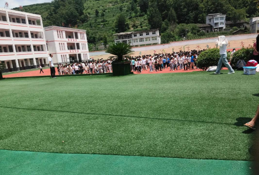 苍溪县岳东镇初级中学校