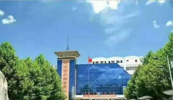 徐水县综合高级中学阅读区