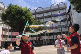 梅州市梅县区松口镇作新小学阅读区