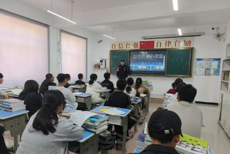 呼中区第二中学阅读区