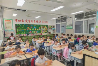 瑞安市梅屿乡中心小学阅读区