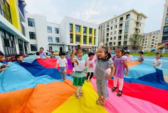 湖光镇中心幼儿园阅读区