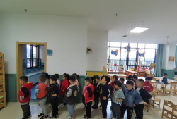 麻章镇笃豪幼儿园阅读区