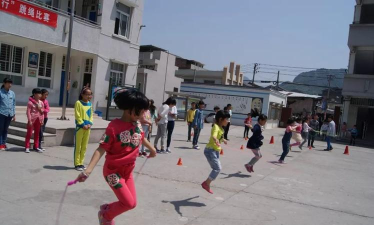 乐清市乐成镇新下塘小学阅读区