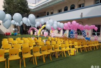 邱北县锦屏镇西门幼儿园阅读区