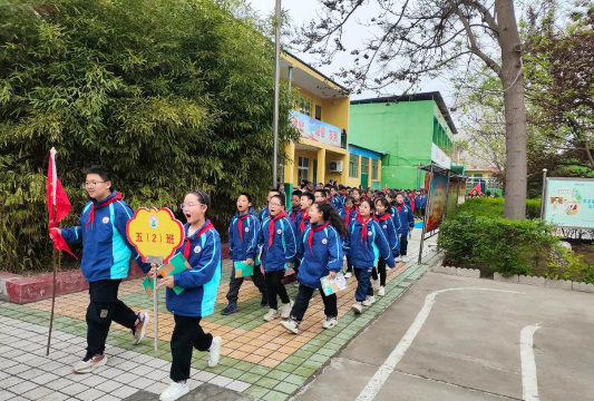 长安区韦曲街办杜陵初级中学阅读区