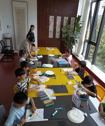 龙游清风人美术培训有限公司