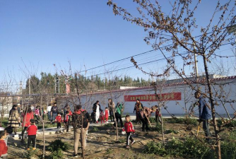 精河县茫丁乡幼儿园阅读区