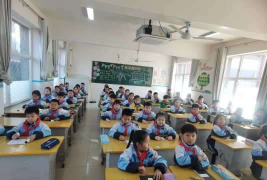 杨店乡向阳小学