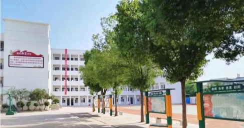 陕西省宝鸡市金台区蟠龙一中阅读区