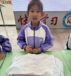 小榄镇福兴学校阅读区