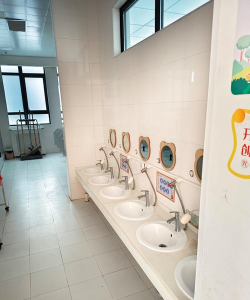 乌鲁木齐市园林幼儿园阅读区