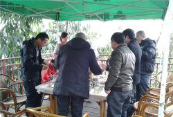 广汉市西高镇学校阅读区