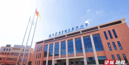 望城小学阅读区