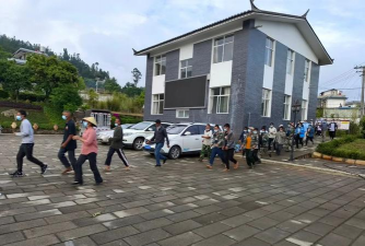 临翔区博尚镇那招中心完小