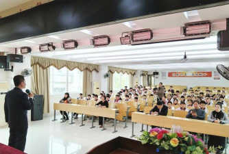 潮州市枫溪区东田小学阅读区