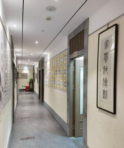 娄底市娄星区思谈行文化培训学校有限公司阅读区