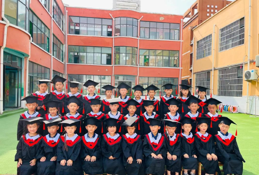 揭西县河婆镇建新幼儿园阅读区