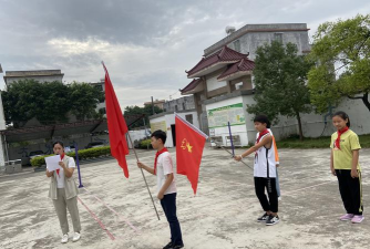 塔头镇塔头小学阅读区