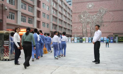 深圳市荔轩小学