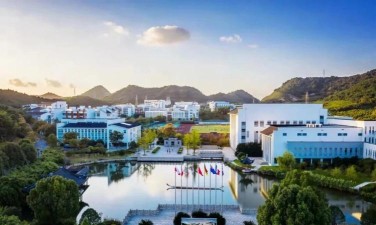 宁波市江北区外国语学校高中部