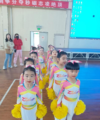 哈密地区中心幼儿园