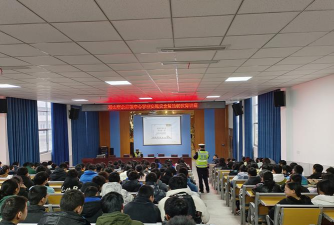 余井镇中心学校