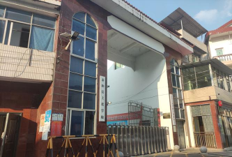 岳西县岩河九年一贯制学校阅读区