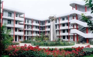 兰田初中阅读区