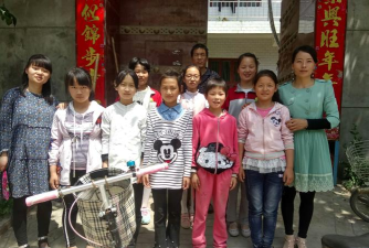 花荄西岩村小学