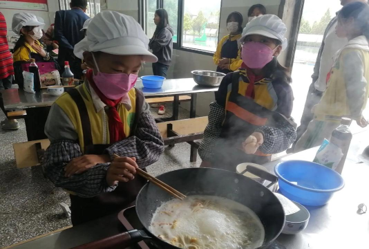 小坝乡中心小学