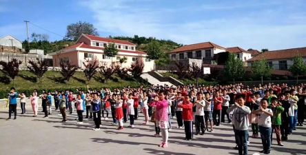 栖霞市翠屏小学