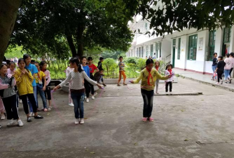 桂林市临桂县六塘镇中心小学