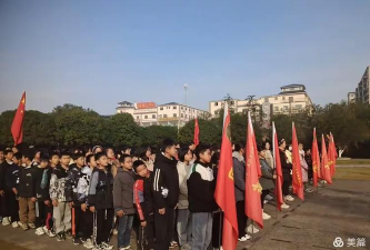 兴安县高尚镇堡里中心小学