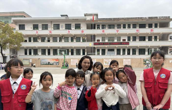 岑溪市新塘中心小学