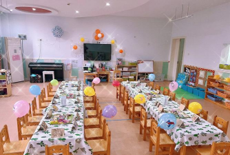 江门市新会区双水镇长胜幼儿园阅读区