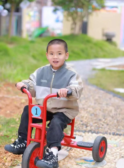 福州市仓山区私立兴兴幼儿园阅读区