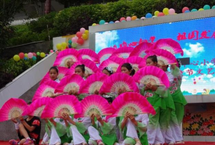 通江县回林乡中心小学校