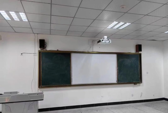 喇叭镇喇叭中学