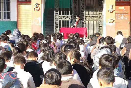 冕宁县马头乡中心校