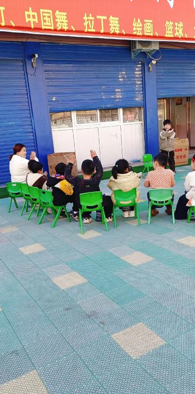 岳池县天平镇秦家垭村私立学前小学班