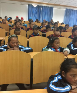 甘德县岗龙乡中心寄宿制小学