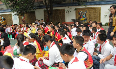 华亭街回民小学