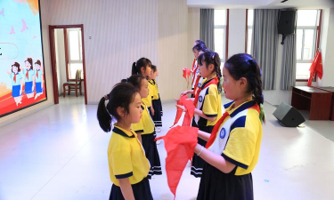 蒲城县东陈镇南新中心小学