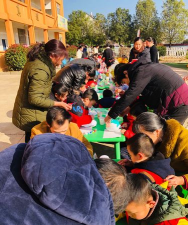 石上镇湖岭幼儿园阅读区