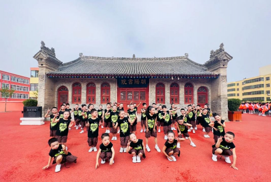 洛川县北关小学