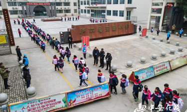 汉台区三里村小学